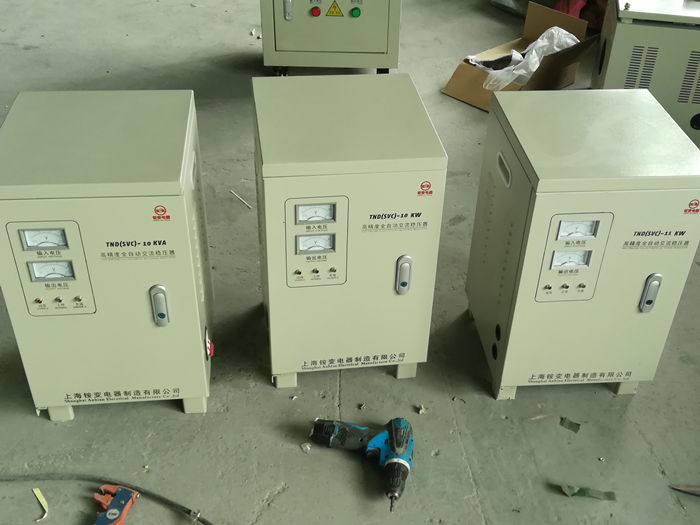 SVC-10KVA高精度穩壓器輸入單相160V~250V輸出220v