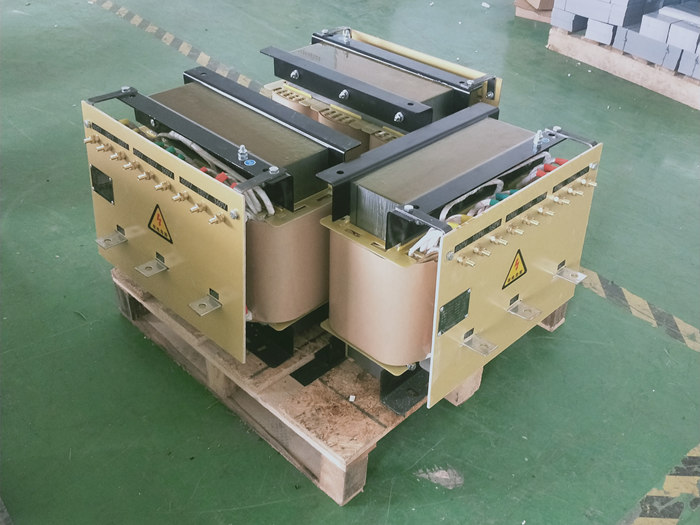 降壓變壓器 PSG-45J/45KVA 380V/40V  68.4A/649.5A